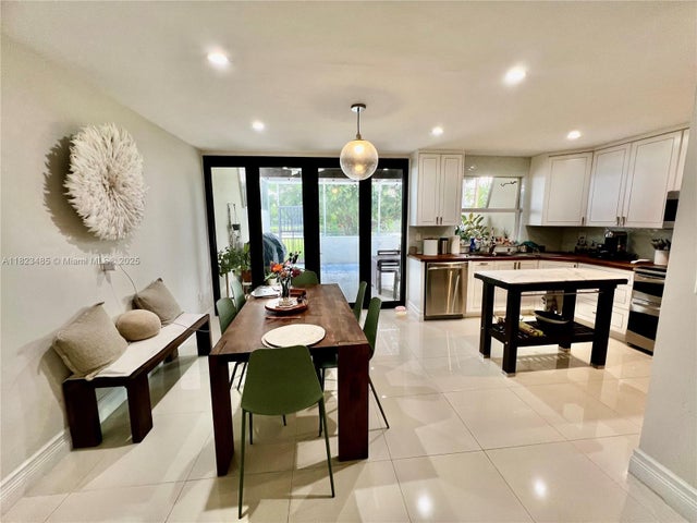 2 of 28 - 7643 Sw 102nd Pl, Miami, FL