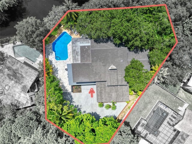 2 of 96 - 5811 Sw 33 Ter, Hollywood, FL