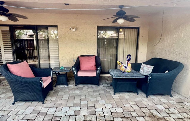 3 of 28 - 9211 Chelsea Drive N, Plantation, FL