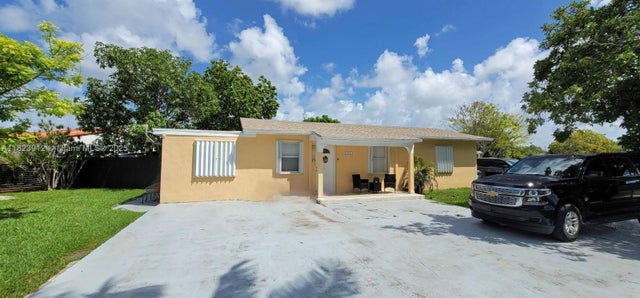 3 of 17 - 8301 Sw 38th St, Miami, FL
