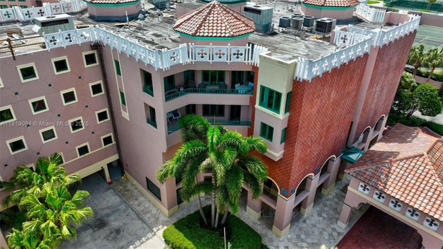 3 of 49 - 140 Se 5th Ave 438, Boca Raton, FL