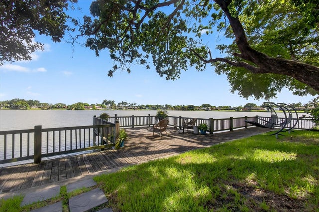 2 of 48 - 8320 Pasadena Blvd, Pembroke Pines, FL