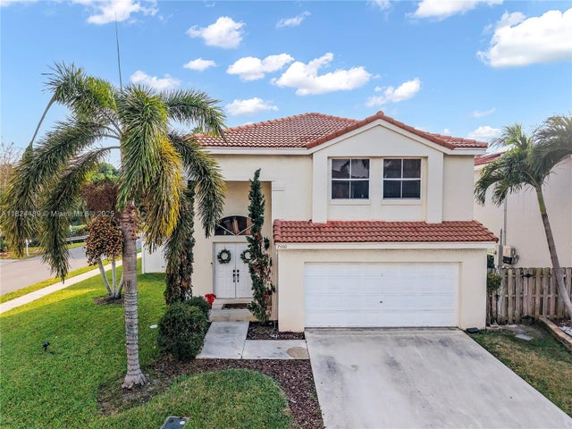 1 of 18 - 7400 Viscaya Cir, Margate, FL
