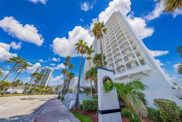 2 of 81 - 5401 Collins Ave 419, Miami Beach, FL