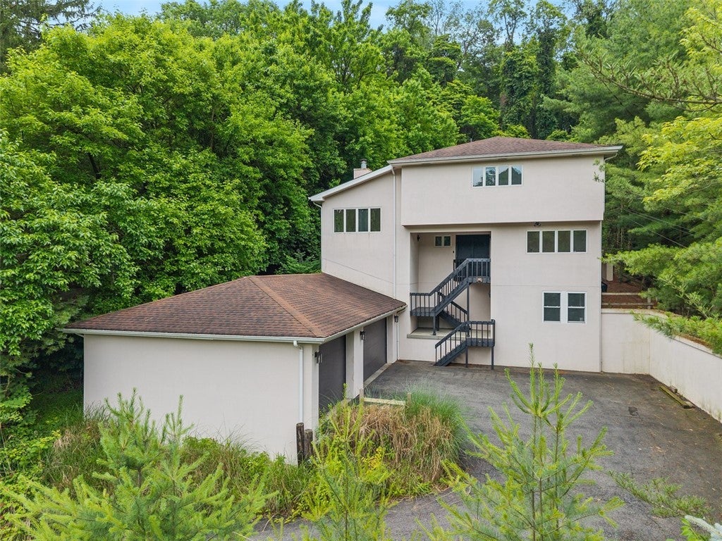 1251 Glencoe Avenue, Green Tree