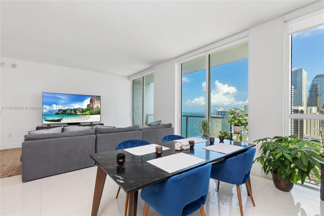 4 of 38 - 244 Biscayne Blvd 4107, Miami, FL