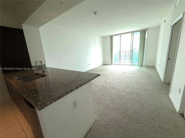 4 of 34 - 951 Brickell Ave 3703, Miami, FL