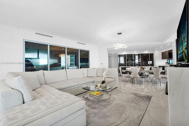4 of 22 - 18555 Collins Ave 2605, Sunny Isles Beach, FL