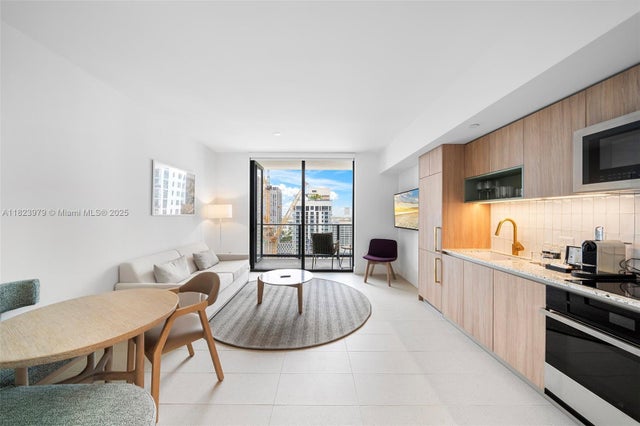 3 of 49 - 601 Ne 1st Ave 2703, Miami, FL