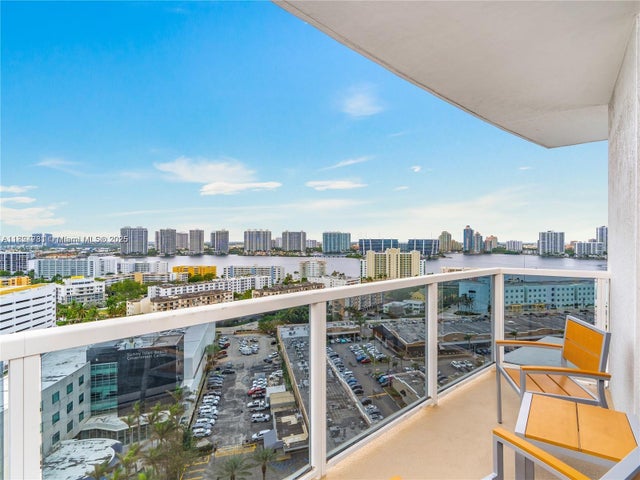 3 of 23 - 18001 Collins Ave 1416, Sunny Isles Beach, FL