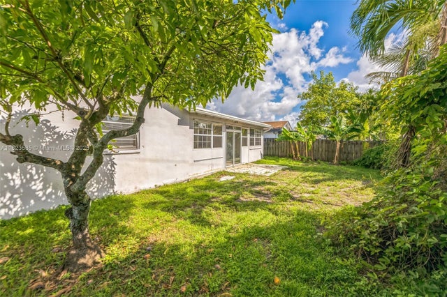 1 of 32 - 22226 Sw 62nd Ave, Boca Raton, FL
