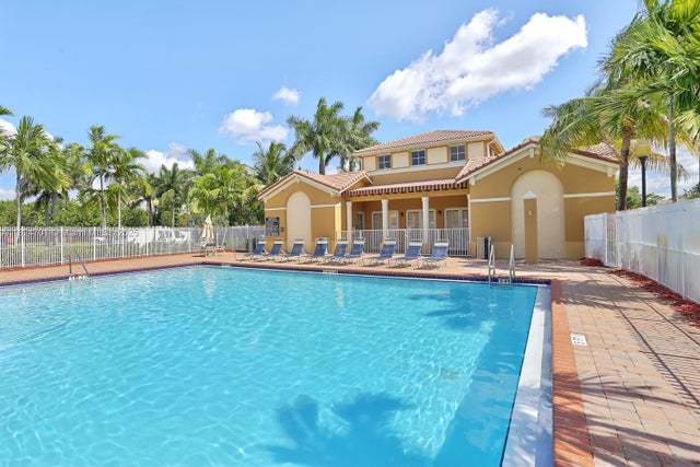3 of 72 - 12373 Sw 121st Ter, Miami, FL