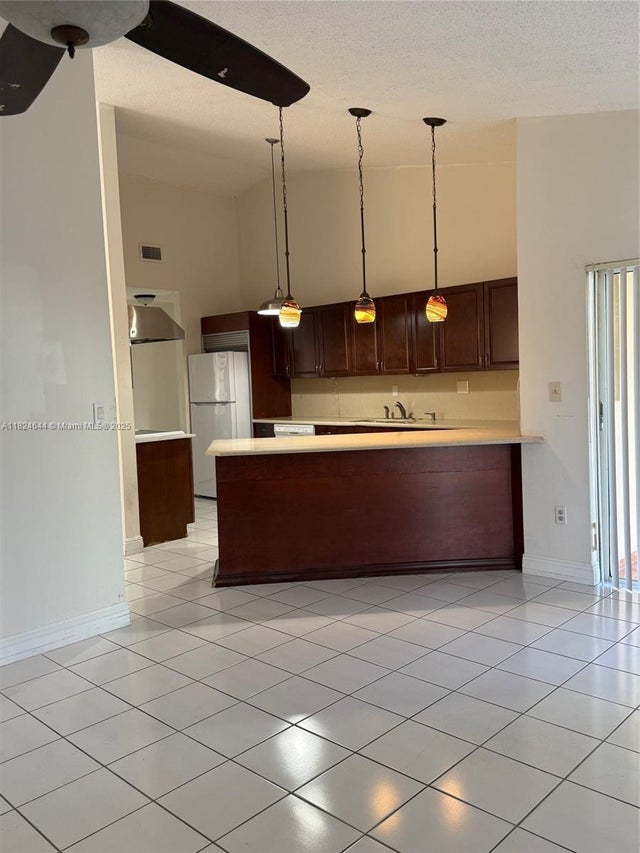 3 of 20 - 651 Nw 134th Ave, Miami, FL