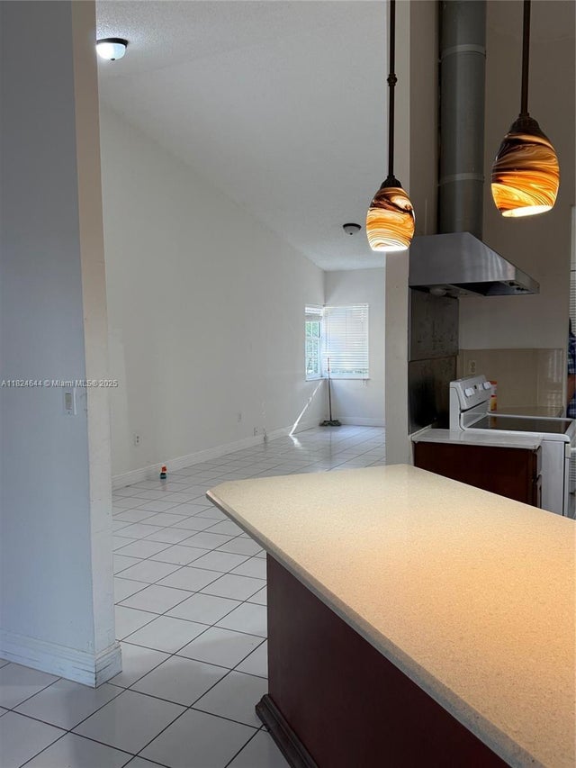 4 of 20 - 651 Nw 134th Ave, Miami, FL