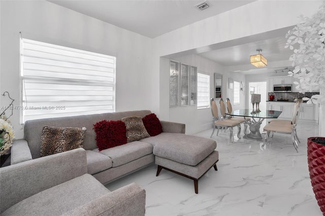 4 of 41 - 31 Sw 58th Ct, Miami, FL