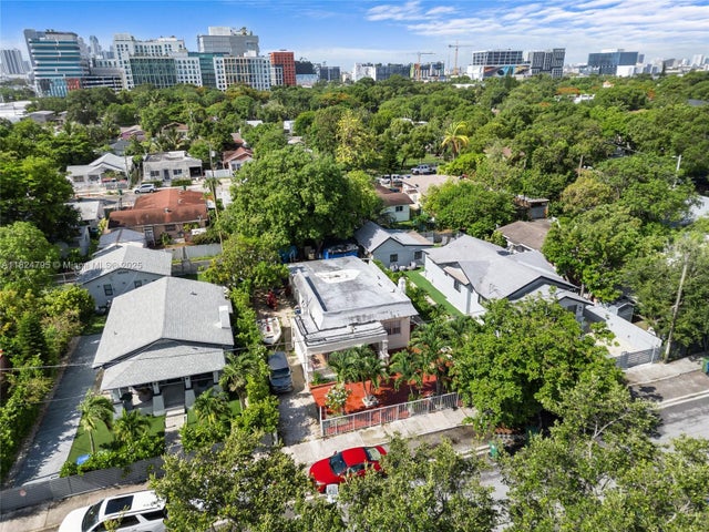 2 of 28 - 50 Nw 34th Ter, Miami, FL