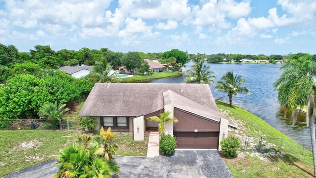 1 of 45 - 1600 Sw 72nd Ave, Plantation, FL