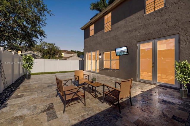 4 of 40 - 20709 Nw 1st St, Pembroke Pines, FL