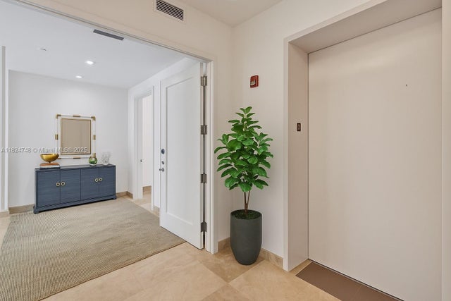 2 of 37 - 718 Valencia Ave 204, Coral Gables, FL