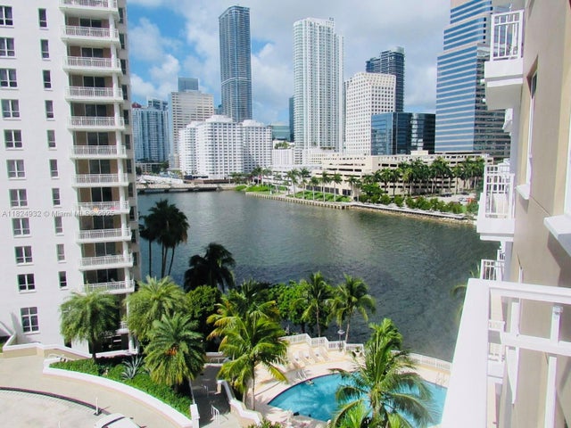 3 of 25 - 801 Brickell Key Blvd 807, Miami, FL
