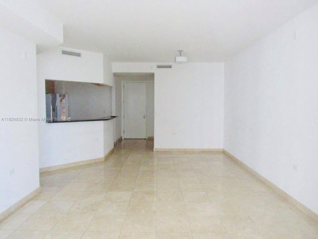 4 of 25 - 801 Brickell Key Blvd 807, Miami, FL