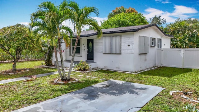 2 of 55 - 6464 Mcclellan St, Hollywood, FL