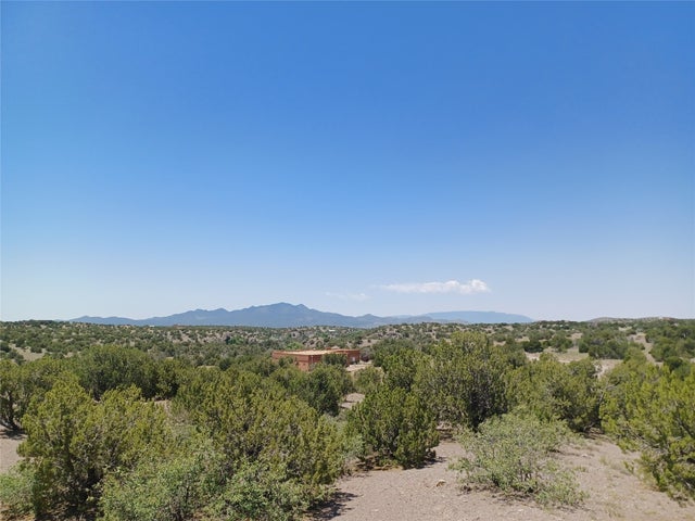 64 Coyote Trail, Santa Fe