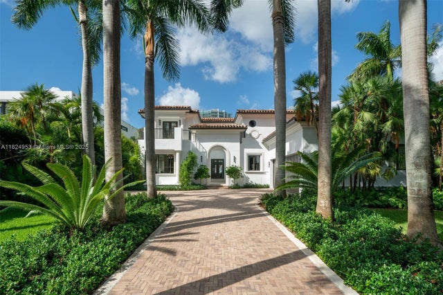 1 of 50 - 220 S Island Is, Golden Beach, FL