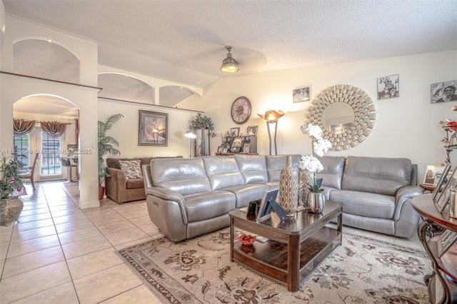 5 of 25 - 2357 Nw 92nd Ave, Coral Springs, FL