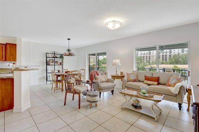 3 of 11 - 322 Madeira Ave. 402, Coral Gables, FL