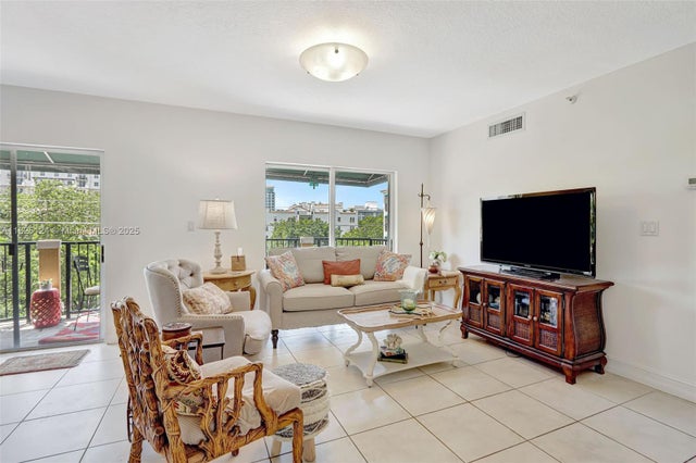 4 of 11 - 322 Madeira Ave. 402, Coral Gables, FL