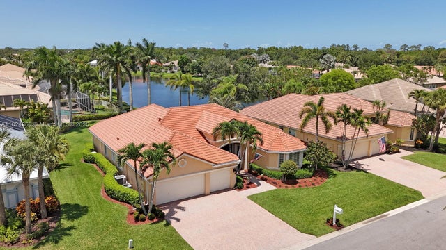 1 of 35 - 819 Sw Bromelia Ter, Stuart, FL