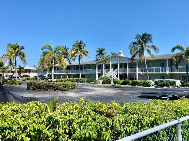 1 of 27 - 930 Se 9th Ave 11, Pompano Beach, FL
