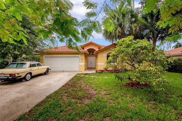 1 of 36 - 16859 Crestview Ln, Weston, FL
