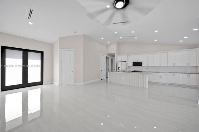 5 of 37 - 1520 Nw 36th Pl, Cape Coral, FL