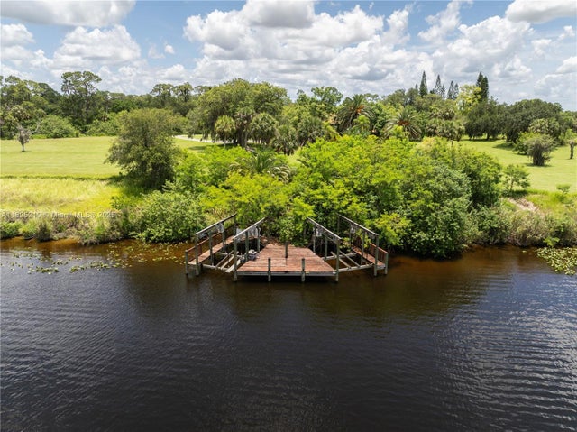 4 of 14 - 5254 River Blossom Lane, La Belle, FL