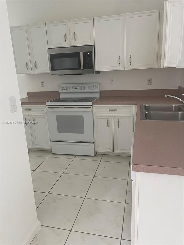 4 of 16 - N/A, Coral Springs, FL