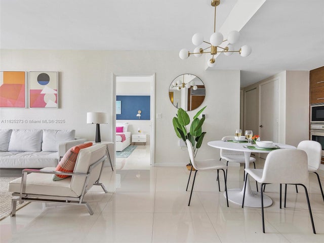 2 of 24 - 485 Brickell Ave 2501, Miami, FL