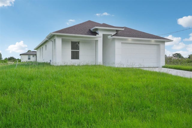4 of 39 - 3411 62nd St W, Lehigh Acres, FL