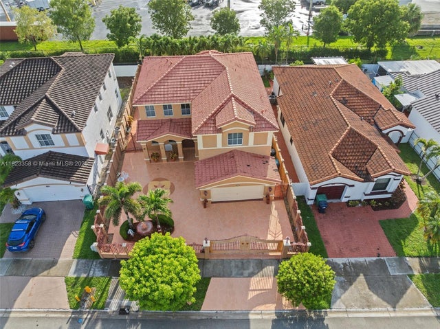 4 of 47 - 726 Nw 136th Ave, Miami, FL