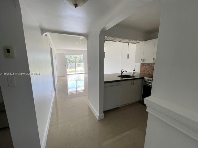 2 of 13 - 16465 Ne 22nd Ave 417, North Miami Beach, FL