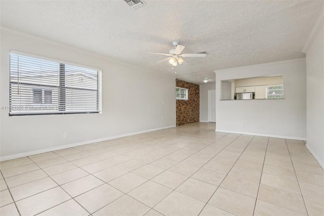 5 of 36 - 2817 Sw 8th St, Fort Lauderdale, FL