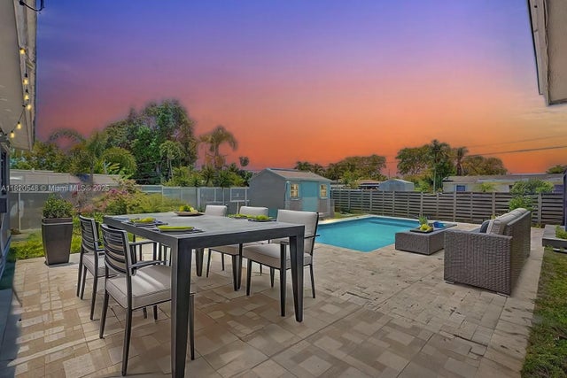 3 of 25 - 3338 Cleveland St, Hollywood, FL
