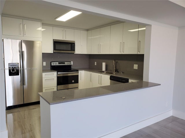 1 of 24 - 13499 Biscayne Blvd 1105, North Miami, FL