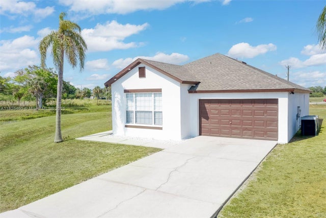1 of 21 - 1125 Whitehead Creek Loop, Fort Myers, FL