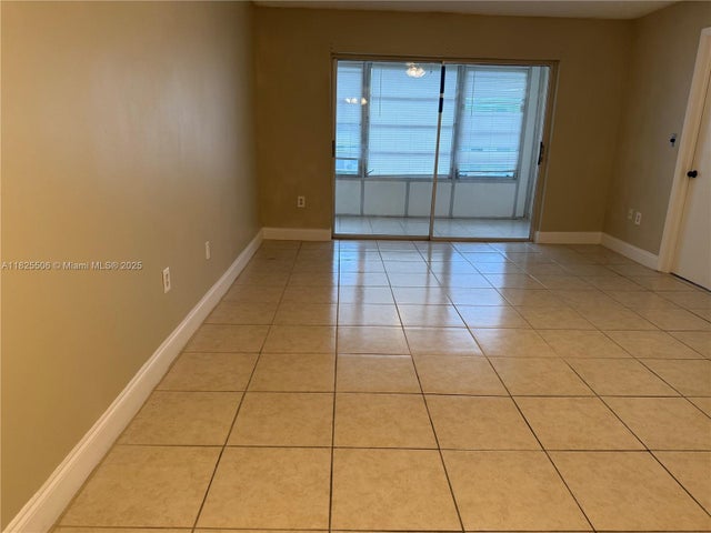 4 of 21 - 8345 Sunrise Lakes Blvd 312, Sunrise, FL