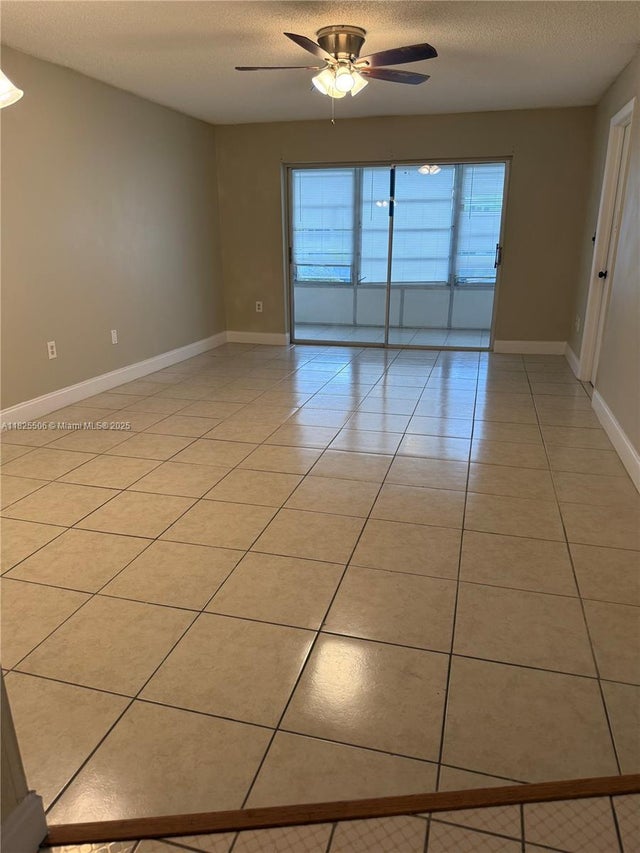 5 of 21 - 8345 Sunrise Lakes Blvd 312, Sunrise, FL