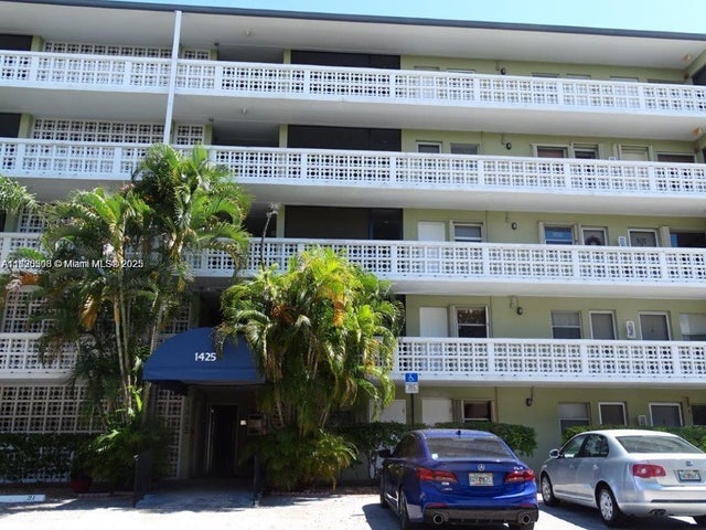 2 of 19 - 1425 Arthur St 311b, Hollywood, FL