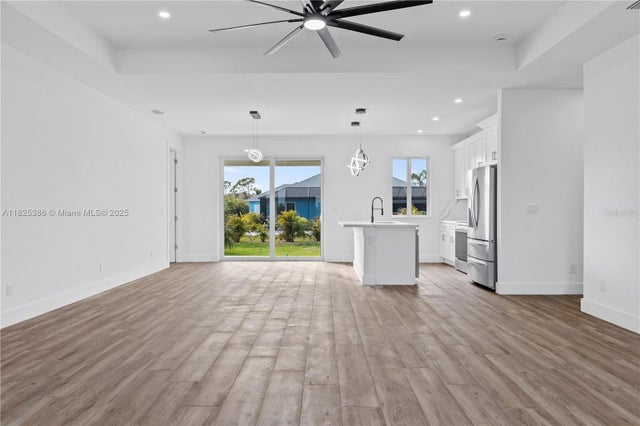 3 of 33 - 10071 Kingsville, Port Charlotte, FL