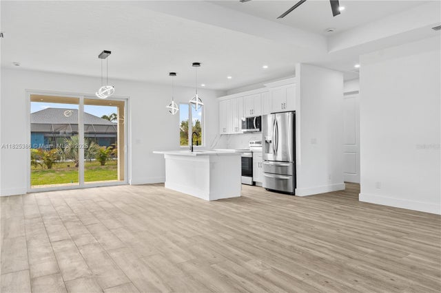 4 of 33 - 10071 Kingsville, Port Charlotte, FL